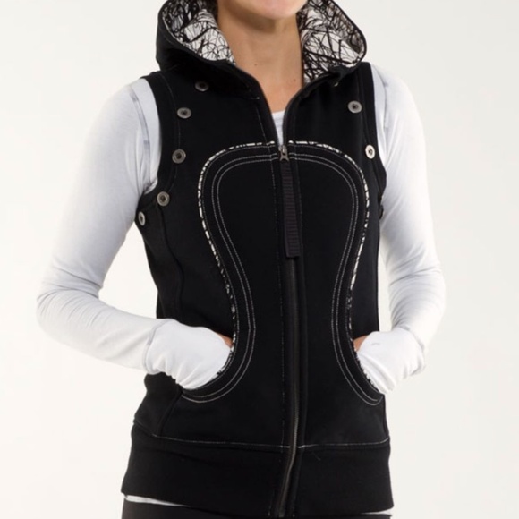 Lululemon Special Edition Scuba Hoodie (Detachable Sleeves) - Picture 16 of 16